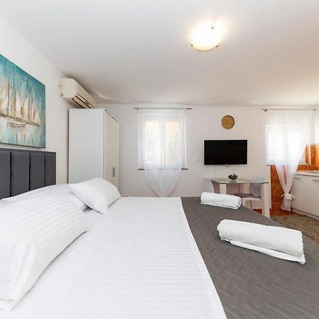 זאדאר Apartmani Valentina מראה חיצוני תמונה